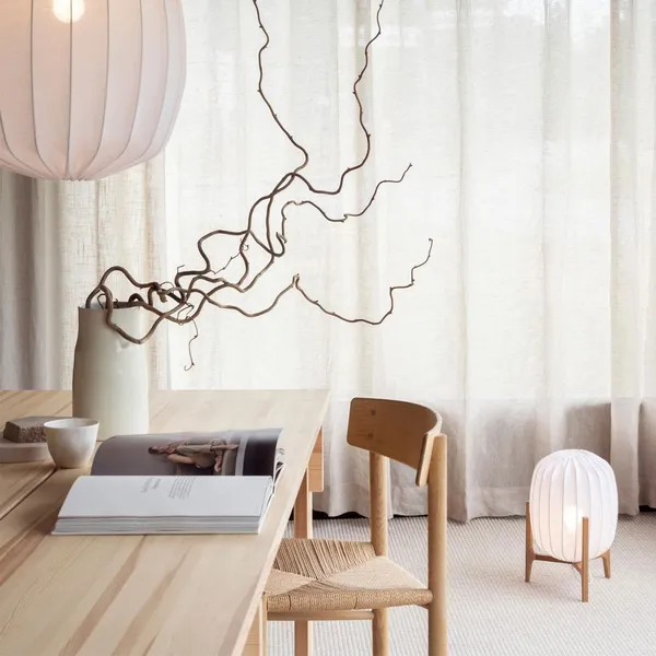 Prisma Bordlampe Eg / Hvid