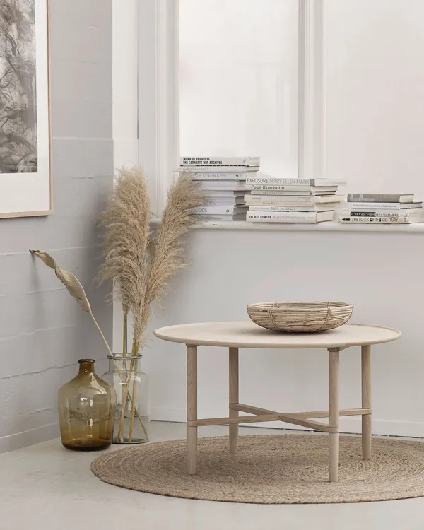Opus 12 Sidebord Ø67 cm Hvitoljet Eik