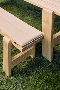 Weekday Istuintyyny 23x111 cm Beige