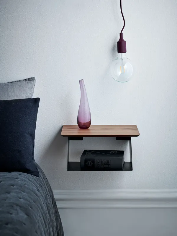 Edgy Wood Hylla Svart / Valnöt