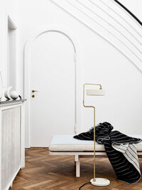 Petite Machine Golvlampa Oyster White