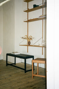 Low Stool 01 Jakkara Lämpimänruskea