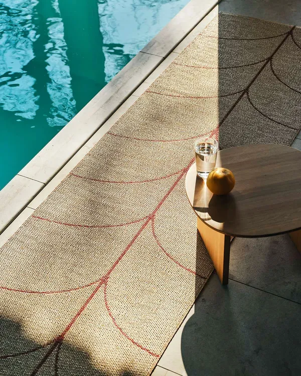 Leif Muovimatto Berry / Beige 70x90 cm
