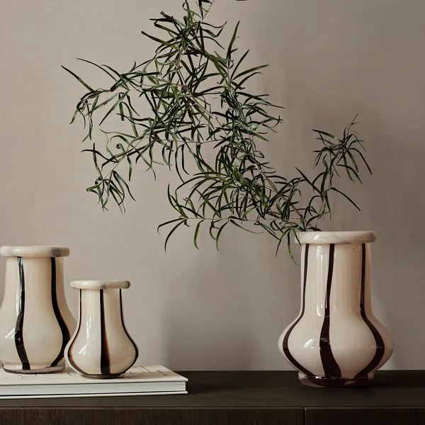 Riban Vase 24 cm Cream