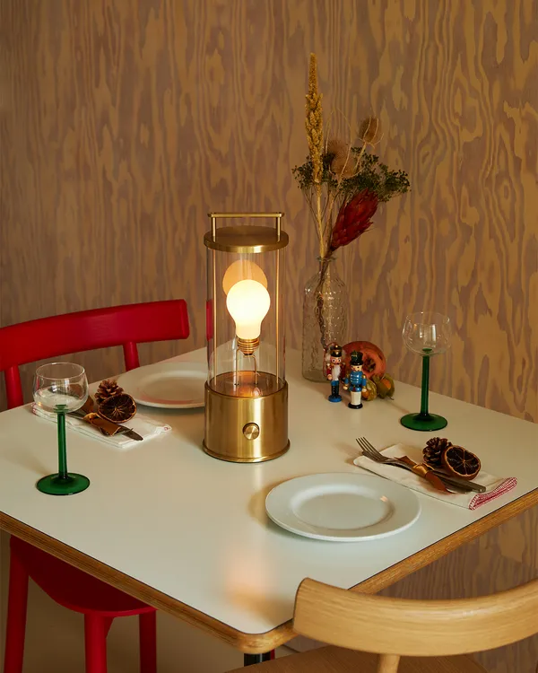The Muse 2.0 Portabel Lampe Messing