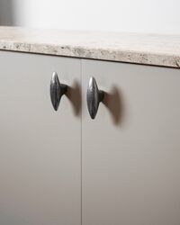 Belle Knopp Zinc