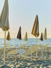 Terrazza Parasol Octagon Off-white / Ochre