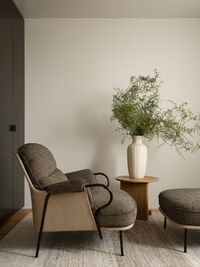 Lyra Footstool Safire 0001