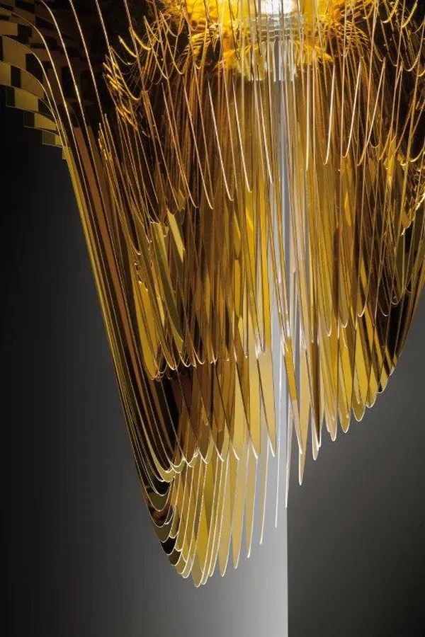 Aria Lysekrone 115 cm Guld