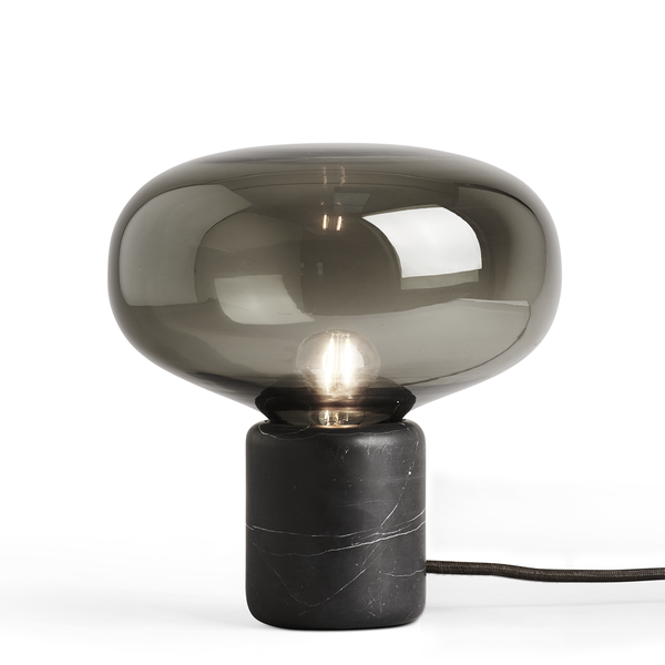 Karl-Johan Bordslampa Svart