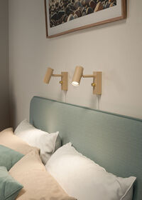 Cato Vegglampe Nougat / Messing