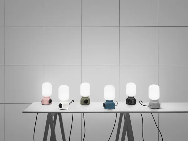 Plug Lamp Bordlampe Sort