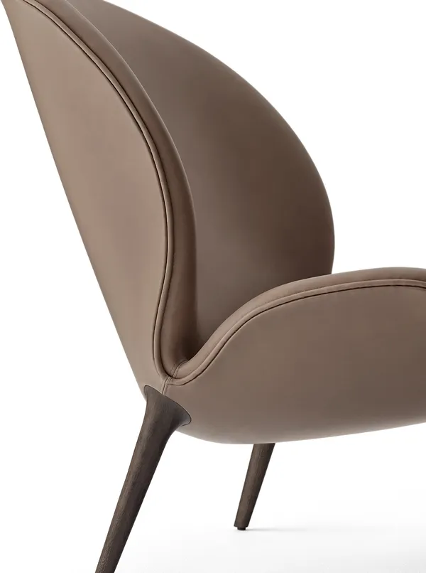466 Lodge Loungestol Lackad Mörk Ek / Cloud 00258