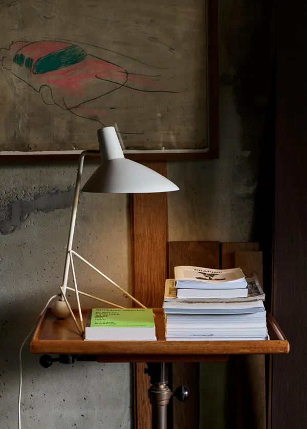 Tripod HM9 Bordlampe Mathvid