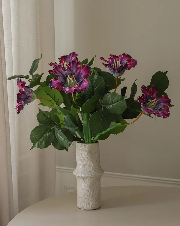 Plum Velvet Bukett 77 cm 10-pk