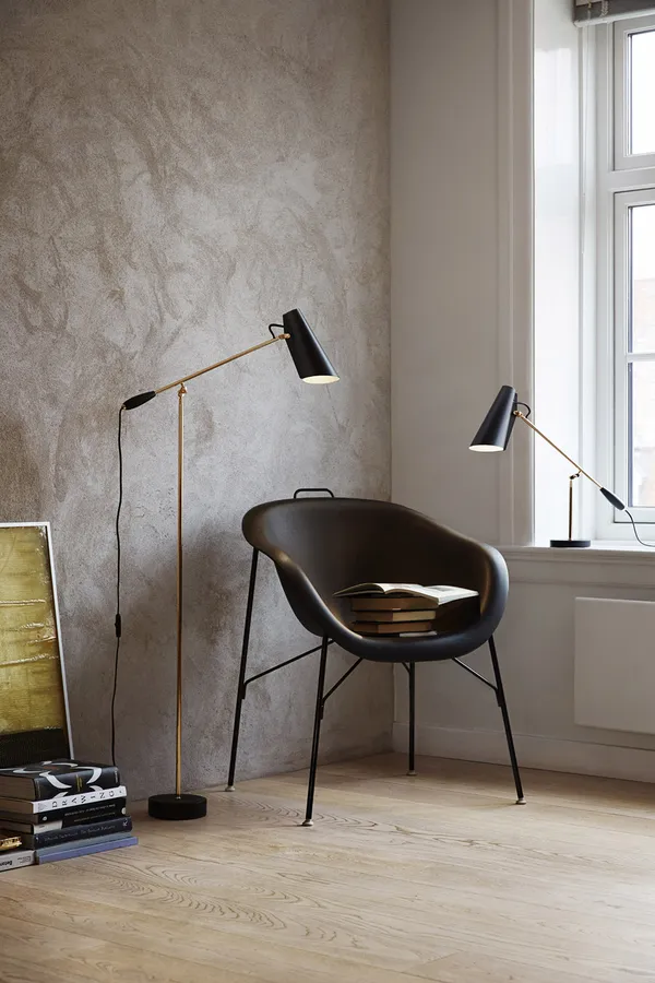 Birdy Gulvlampe Sort/Messing