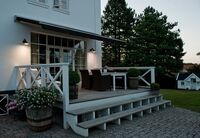 AJ 50 Vegglampe (utendørs) 8W LED Sort struktur