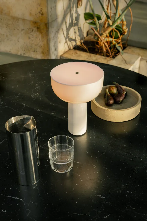 Kizu Bordlampe Bærbar White Marble