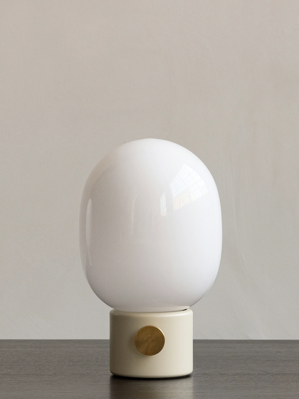 JWDA Bordlampe Alabaster White / Messing