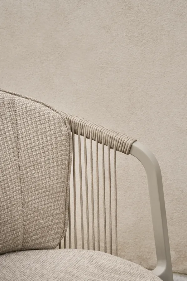 VIPP710 Lagrasse Chair Outdoor Dune