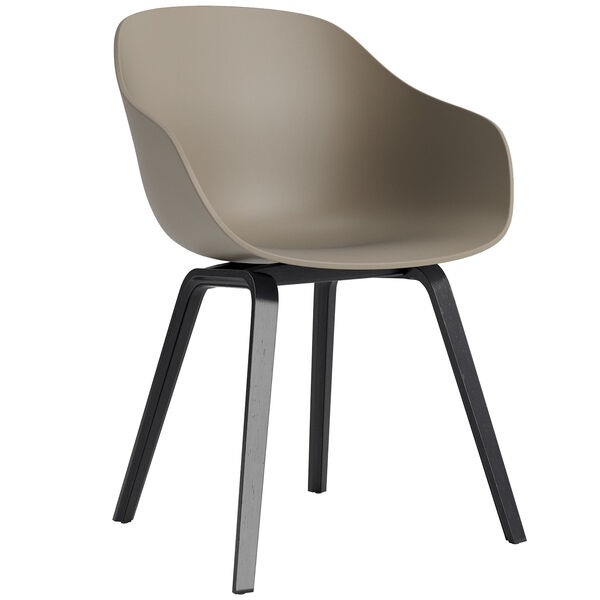 AAC 222 2.0 Lepotuoli Mustalakattu Tammi / Khaki