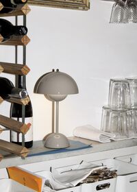 Flowerpot VP9 Bordlampe Bærbar Grey Beige
