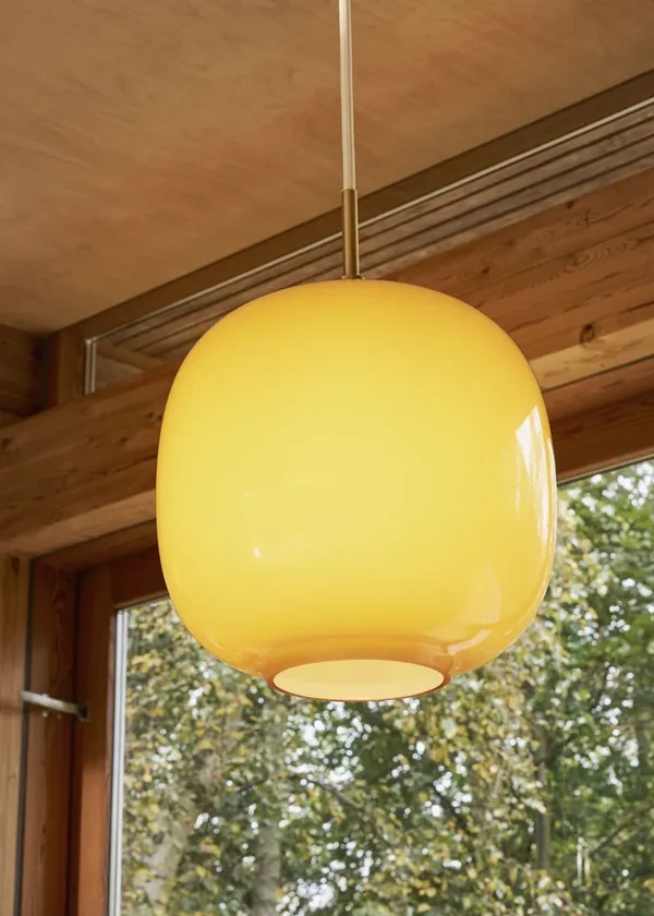 VL45 Radiohus Pendel 250 mm Messing / Glossy Amber
