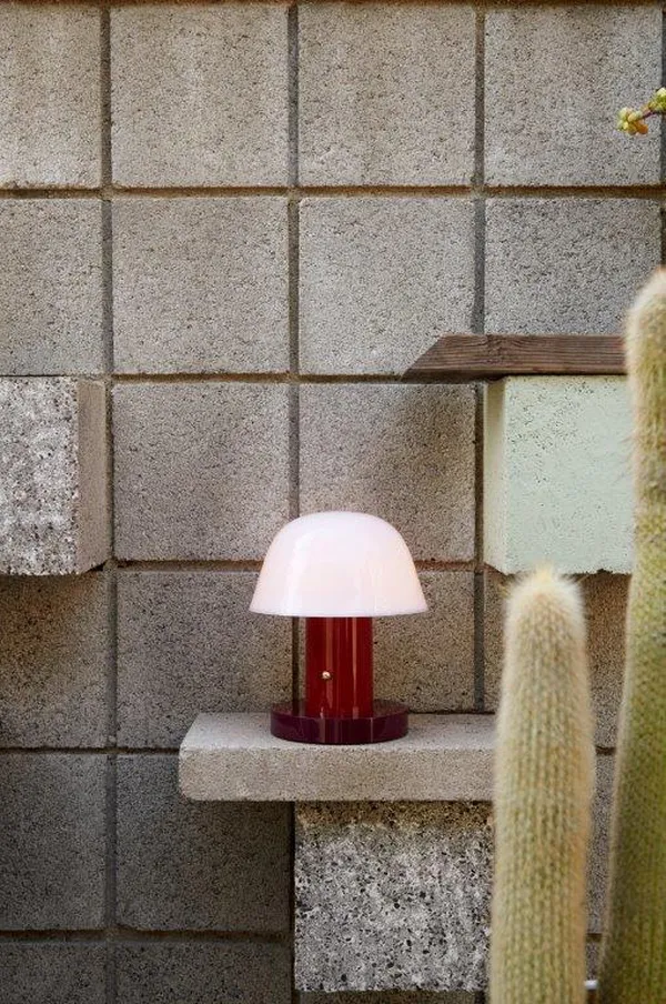 Setago JH27 Bordslampa Portabel Maroon / Grape