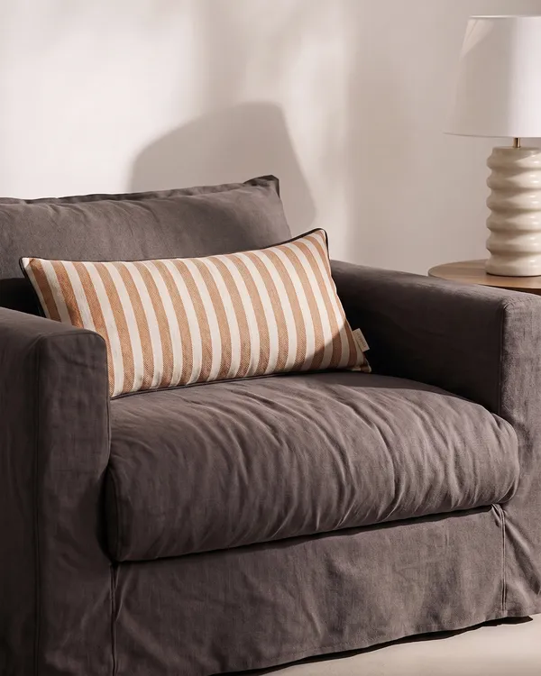 Outline Stripe Pude 30x70 cm Mustard