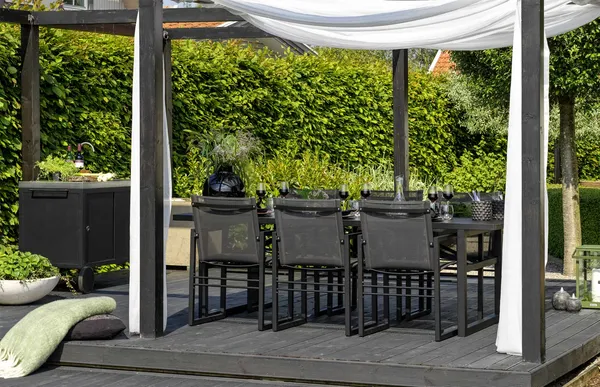 Vevi Dining Chair White/Alu