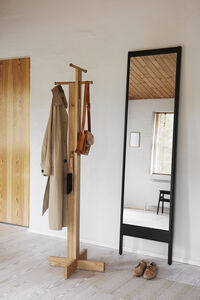 A Line Spegel 52x195 cm Svart Ek