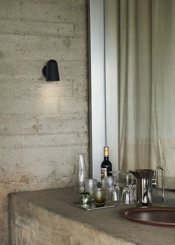 Solid SC104 Vägglampa Inomhus / Utomhus Svart