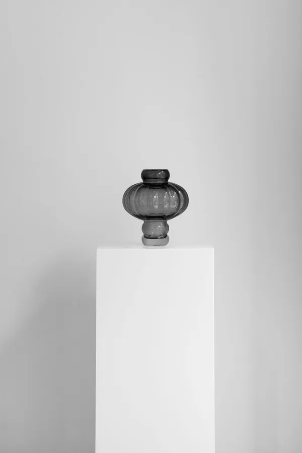 Balloon 02 Vase 20 cm Røg