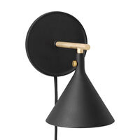 Cast Sconce Vegglampe Sort