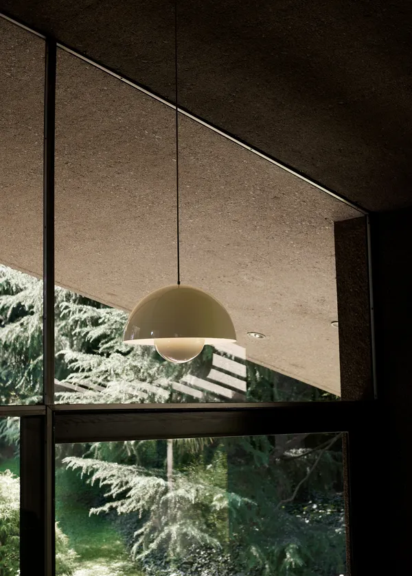 Flowerpot VP1 Pendel Ivory