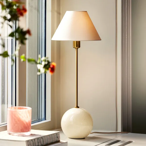 Iris 20 Bordlampe Cream