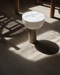 Kizu Bordslampa Portabel Kunis Breccia