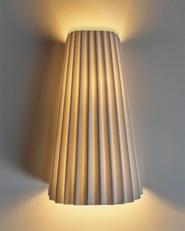 Uala Wall Lamp
