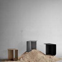 Mass Table Black