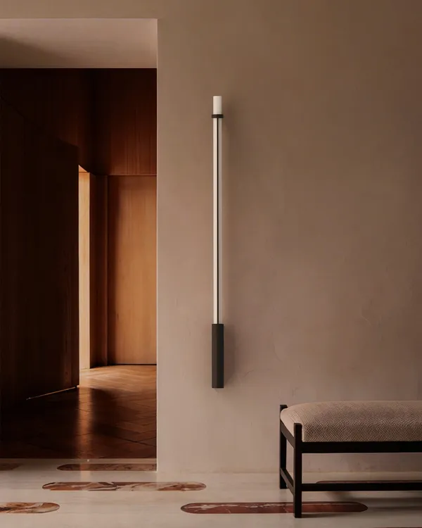 In Fine Vägglampa 160 cm Mörkgrå