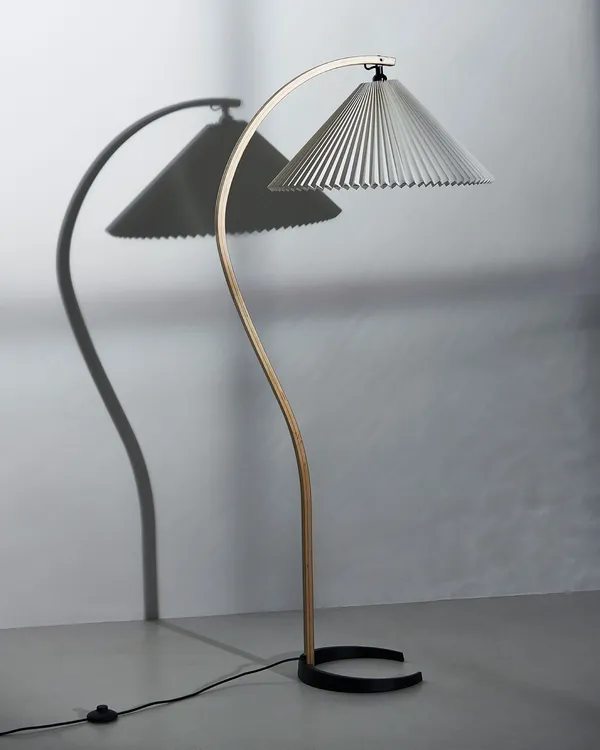 Timberline Gulvlampe Hvit