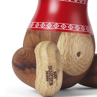 Apa Christmas Jumper 2024 liten teak/limba Træfigur Small 185 cm