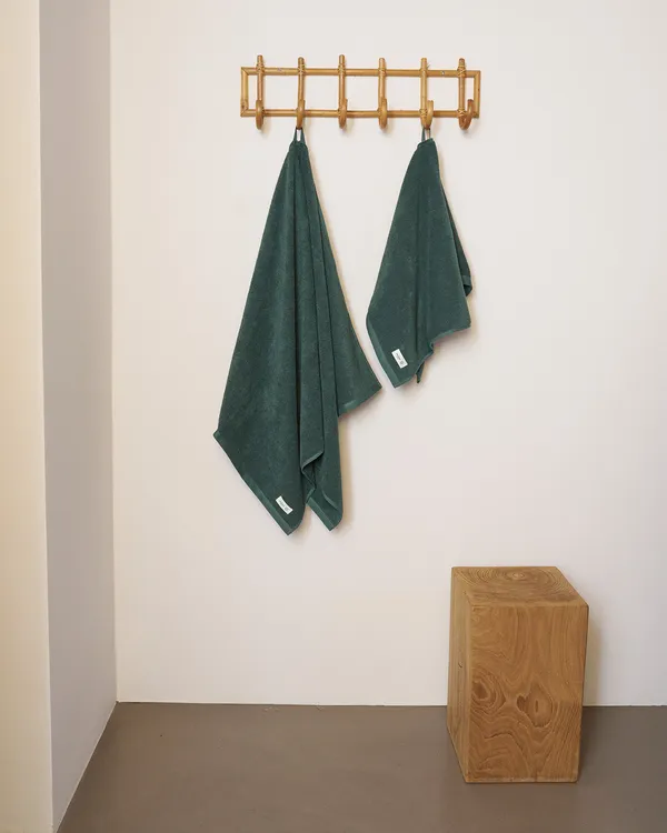 Mild Pyyhesetti 50x80 / 70x140 cm Tummanvihreä