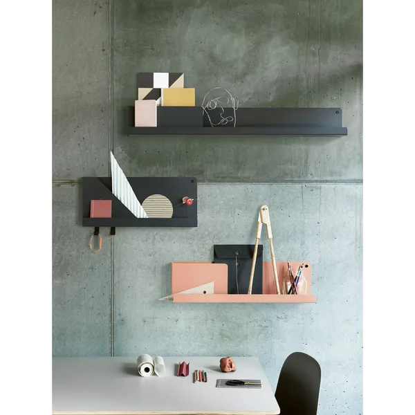 Folded Hylle 165x62 cm Sort