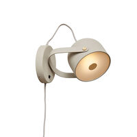 Svejk 13 Væglampe Beige/Messing