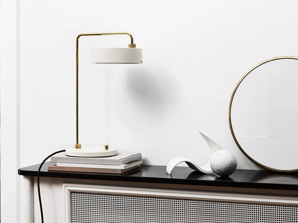 Petite Machine Bordslampa Oyster White