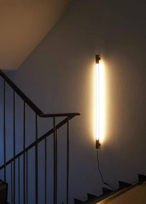 Radent Vegglampe 1350 mm Svart