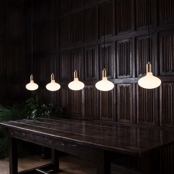 Oval E27 LED Pære 6W - Dæmpbar