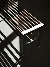 Nostalgi Bänk 100 cm Valnöt / Aluminium