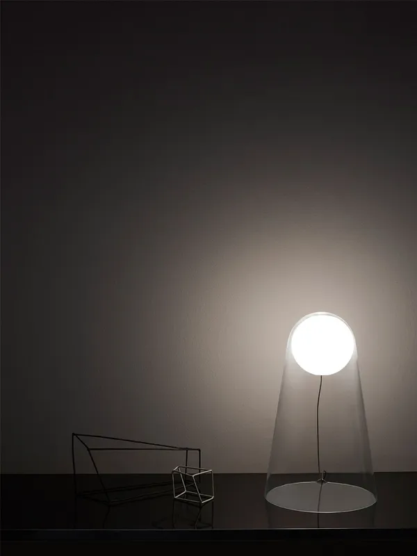 Satellight Pöytälamppu
